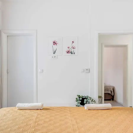 Villa Nature Embrace